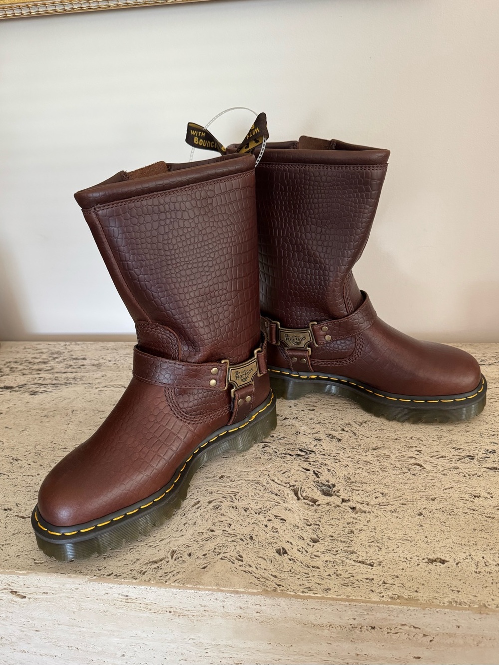 Dr Martens Anistone HI Biker Boots
Reptile Leather Embossed. MSRP $200. Size 8 - Picture 10 of 17